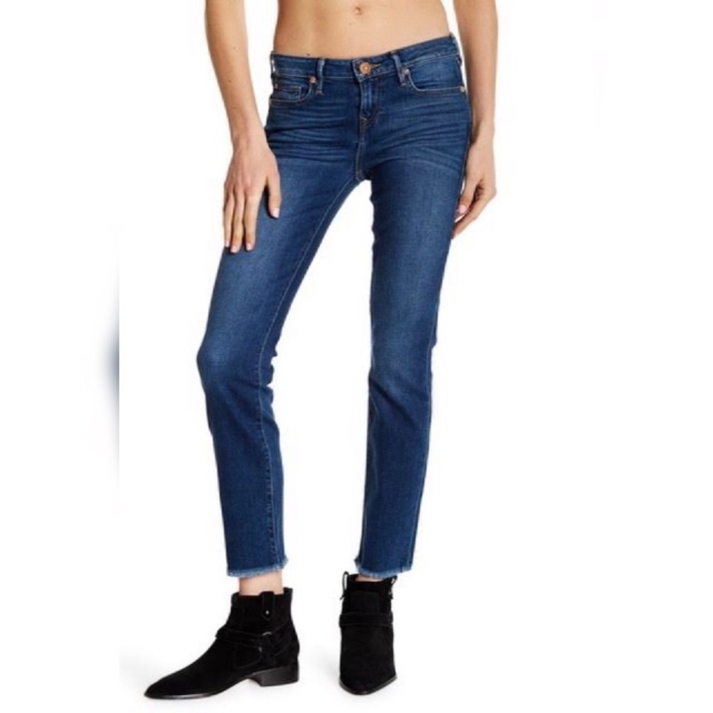 True Religion Sara Cigarette Straight Frayed Hem Jeans Size 30
